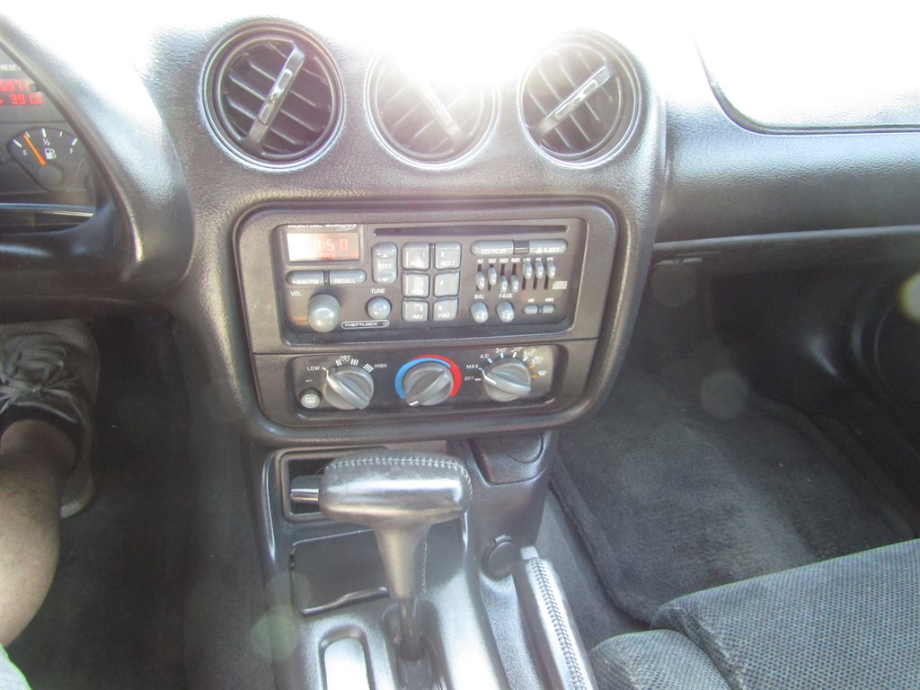 2002 Pontiac Firebird photo